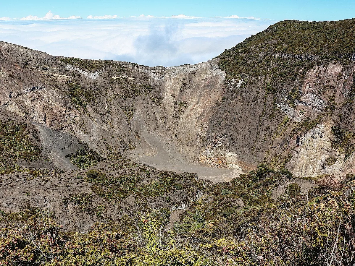 Irazú Volcano (Craters sector)