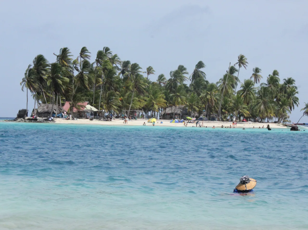 Isla Perro Chico / Little Dog Island (Assudub Bibbi)
