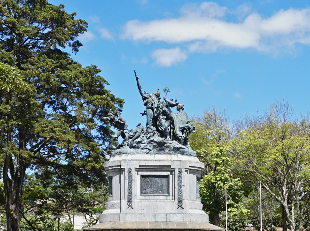 National Monument among trees in San José.