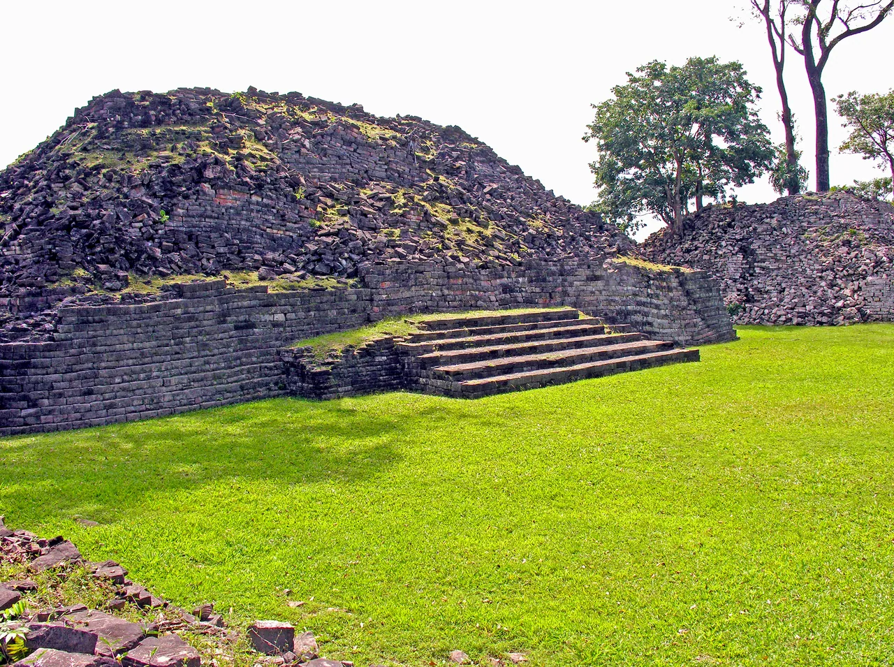 Lubaantun